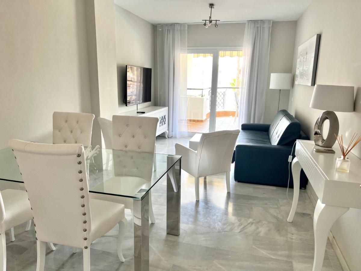 Mi Capricho 3-5 Beachfront- Apartment With Sea Views In Costa Del Sol Sitio de Calahonda Екстер'єр фото
